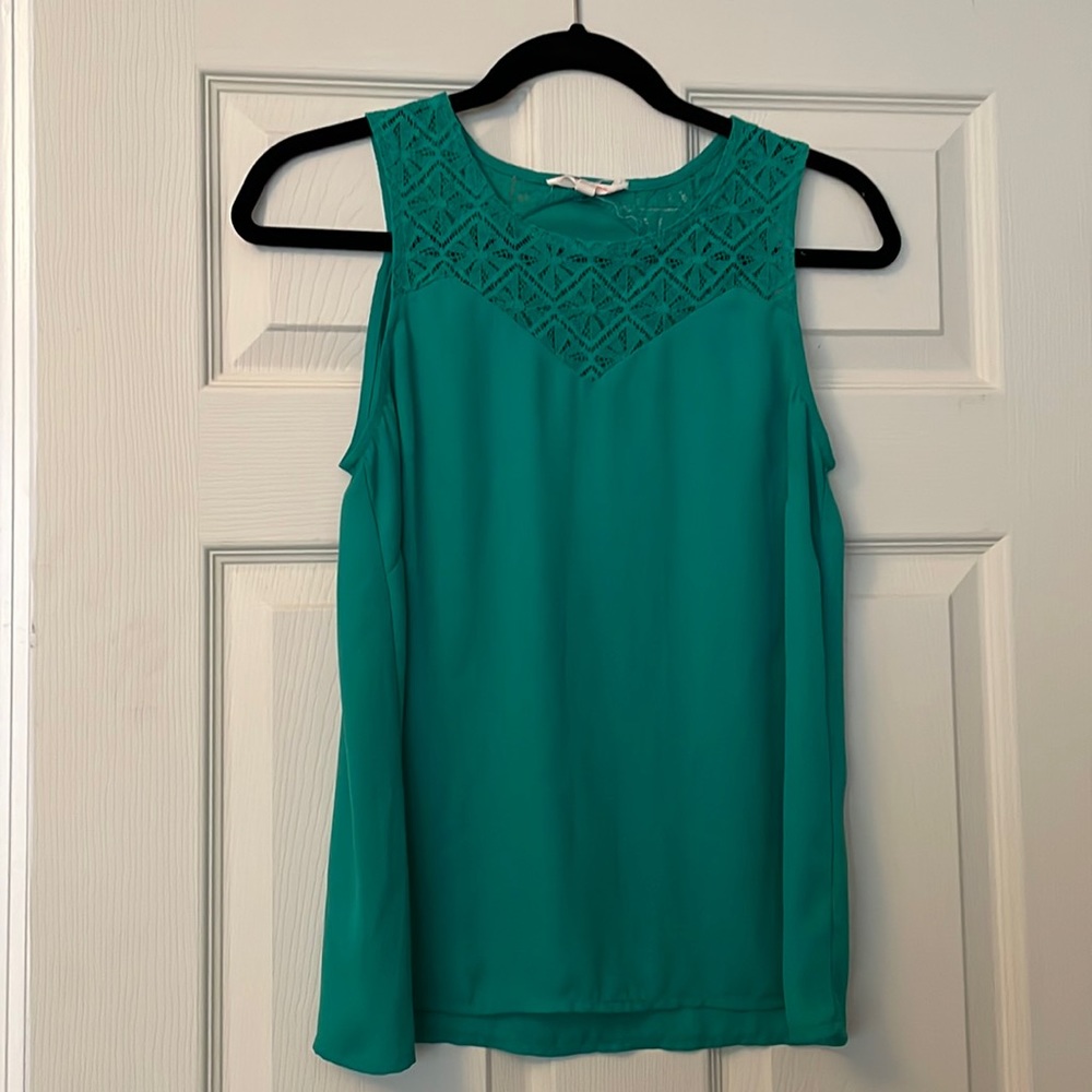 Sleeveless Top